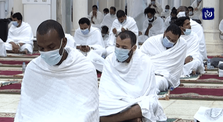 جائحة كورونا تلغي مشاهد ألفها المسلمون على مدار قرون