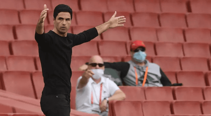 مدرب ارسنال الاسباني ميكل ارتيتا في لقطة له خلال مباراة فريقه ضد واتفورد في الدوري الانكليزي