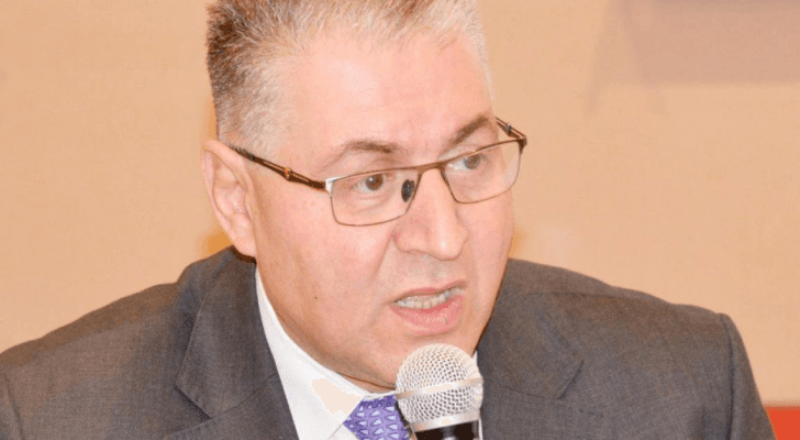 الطبيب البيطري دارم طباع