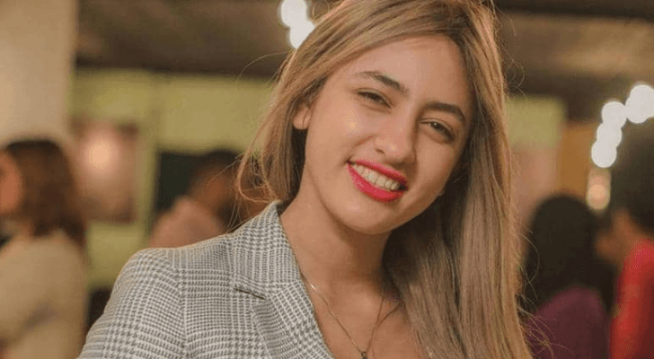 ضابط مصري يكشف سبب ارتداء "فتيات التيك توك" ملابس فاضحة