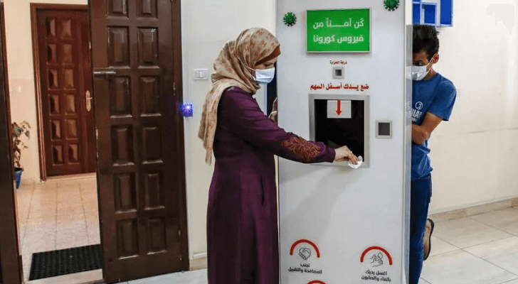 فلسطينية تطور جهاز تعقيم للوقاية من كورونا