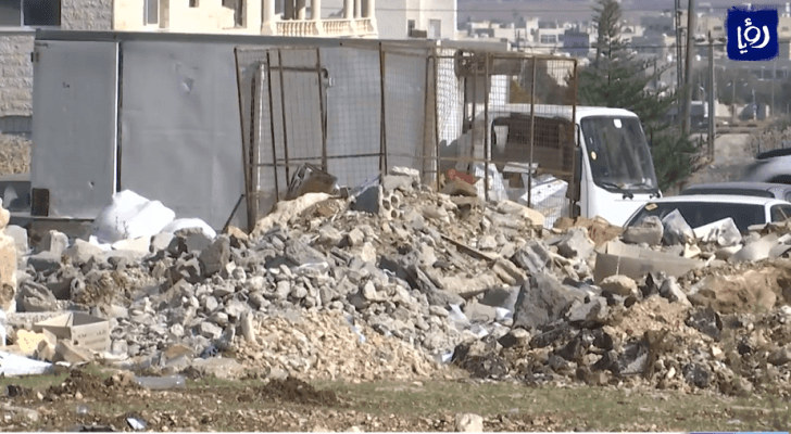 "إزاحات" في الأراضي تعرض عشرات المنازل والبنايات للهدم في اربد