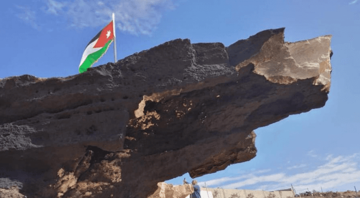 من الحادثة
