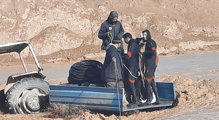إجلاء أشخاص حاصرتهم السيول في مادبا ومعان