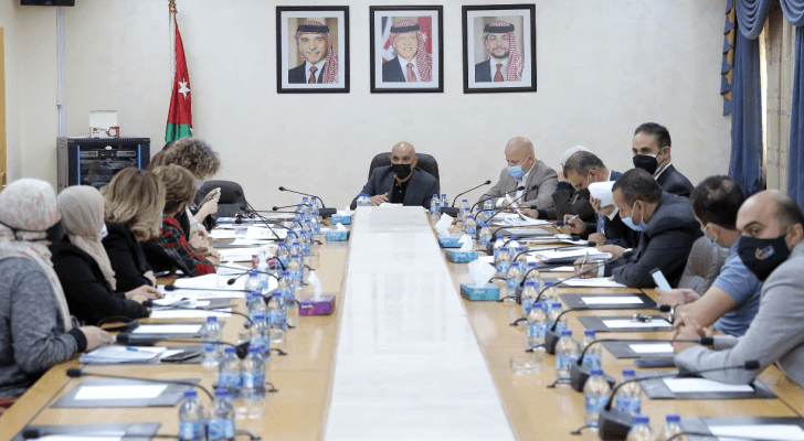 خلال الاجتماع