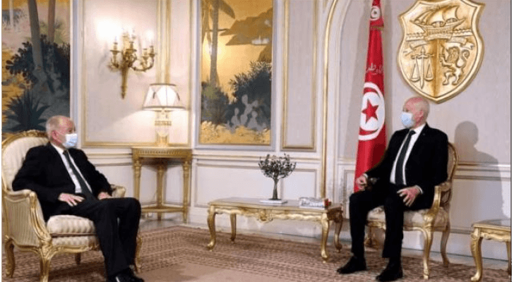 من اللقاء