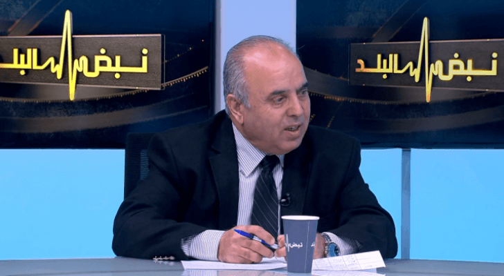 الوزير الأسبق عضو اللجنة الوطنية لمكافحة الأوبئة الدكتور عزمي المحافظة