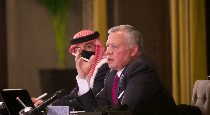 الملك يلتقي شخصيات من عدة محافظات