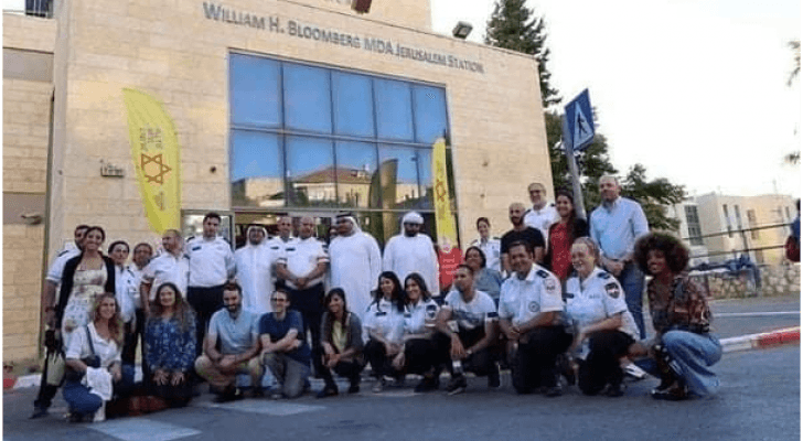 متطوعون إماراتيون في صفوف نجمة داوود الحمراء التابعة للاحتلال