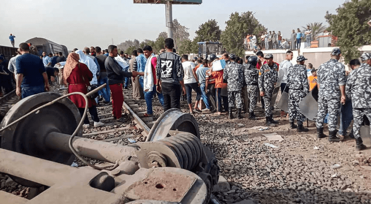من حادثة تصادم قطارين بمصر - أرشيفية