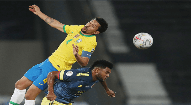 هدف قاتل يمنح البرازيل فوزا مثيرا للجدل 2-1 على كولومبيا