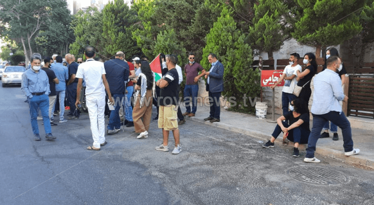 من الوقفة الاحتجاجية