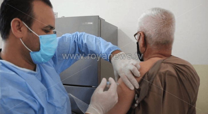 إقبال كبير على المطاعيم بالمفرق الجمعة
