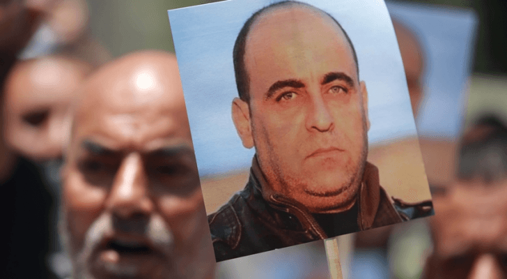 الناشط الحقوقي الفلسطيني نزار بنات