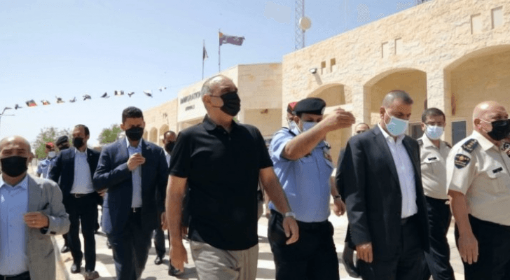 من زيارة رئيس الوزراء بشر الخصاونة إلى مركز جابر الحدودي