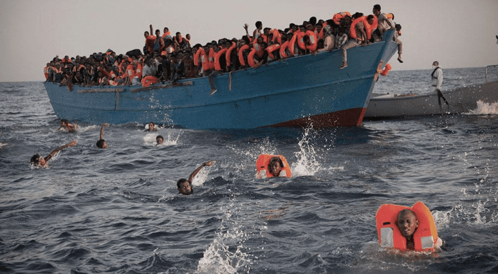 مهاجرون غير شرعيون في البحر الأبيض المتوسط