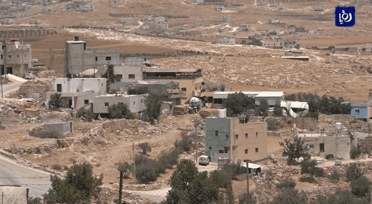 خربة توانا في محافظة الخليل تصمد في وجه الاستيطان