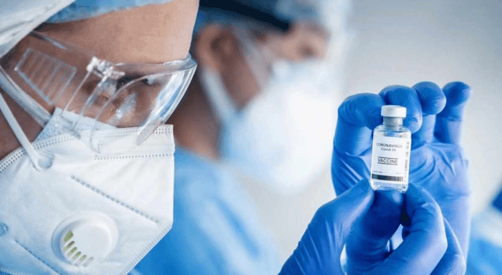 تعتزم فايزر تحقيق 33,5 مليار دولار من مبيعات لقاحها هذا العام