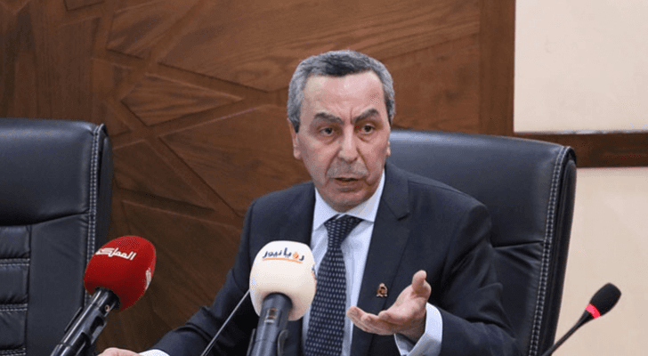 وزير التربية والتعليم  الدكتور محمد أبو قديس - ارشيفية