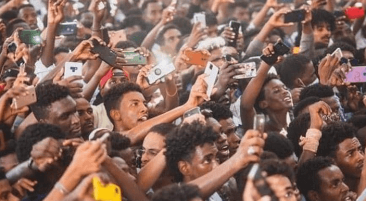 "القونات" ظاهرة غنائية تطفو على الساحة السودانية