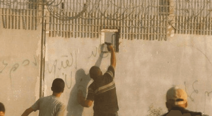 شاب فلسطيني يطلق النار على جندي إسرائيلي من منطقة الصفر على حدود غزة