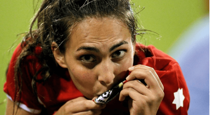 لاعبة المنتخب الوطني للسيدات أية المجالي