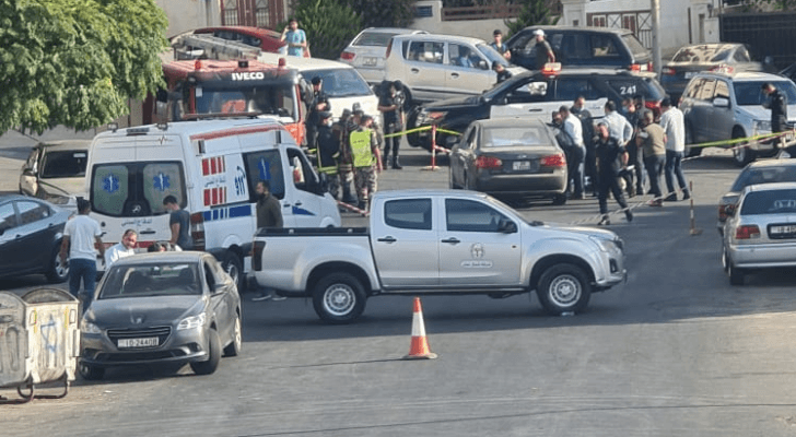 من موقع الجريمة في ضاحية الإستقلال بالعاصمة عمان