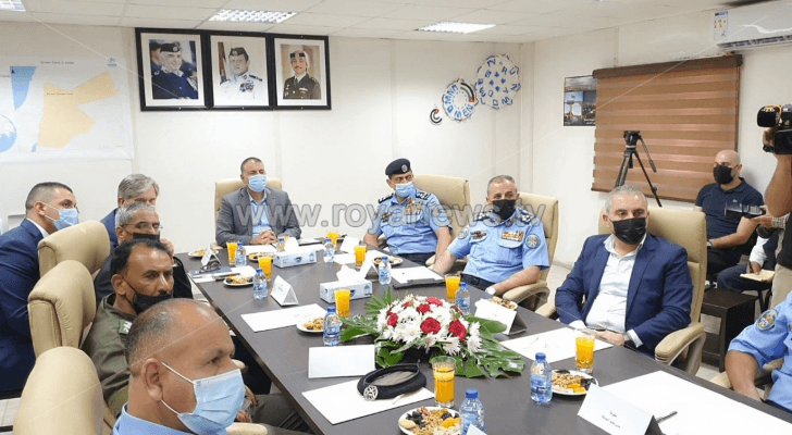 من اجتماع وزير الداخلية بالقائمين على إدارة المخيم