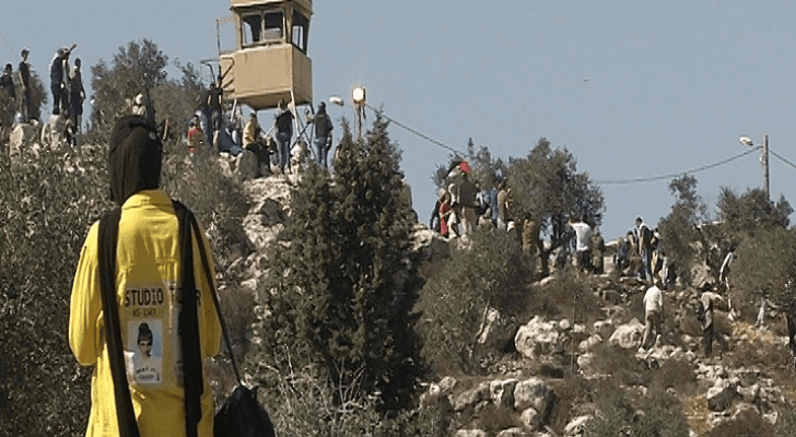 مئات الفلسطينيين يصلون إلى أراضيهم على جبل صبيح