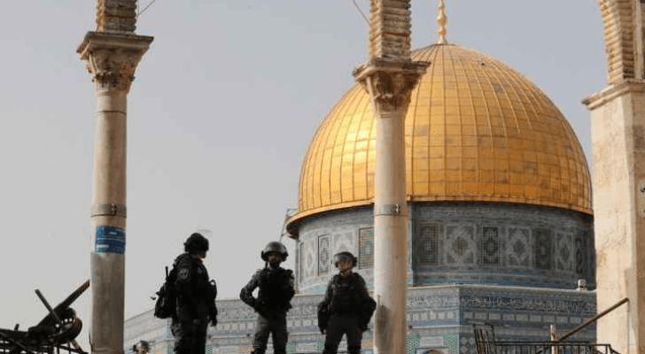 عناصر من جيش الاحتلال في المسجد الأقصى - ارشيفية