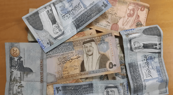 دنانير أردنية