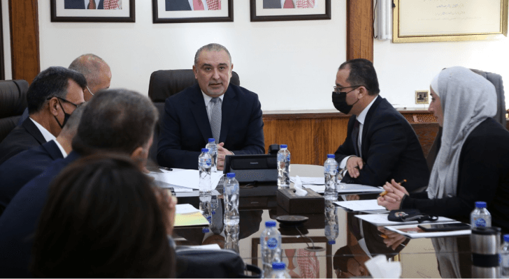 وزير التخطيط يترأس اجتماع اللجنة الوطنية العليا للتنمية المستدامة