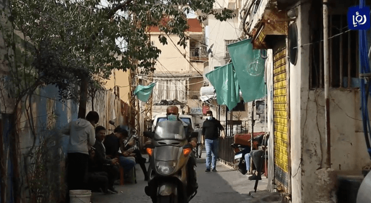 في ظل ظروف اقتصادية صعبة.. تخفيف قيود العمل على الفلسطينيين في لبنان