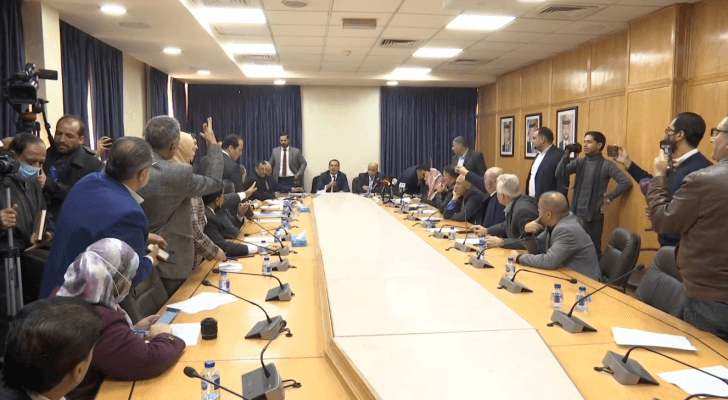مشادة كلامية بعد طلب رئيس لجنة الزراعة النيابية خروج الإعلام من اجتماع "إعلان النوايا"