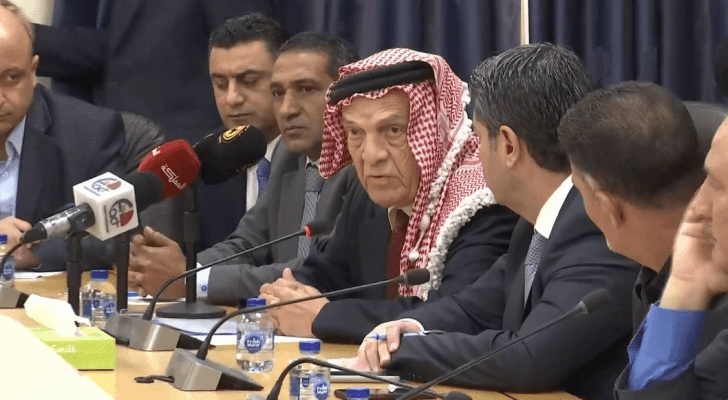 خلال الاجتماع في مجلس النواب