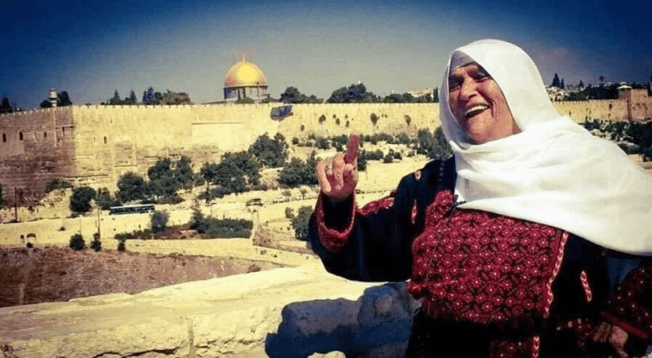 الحاجة سارة النبالي