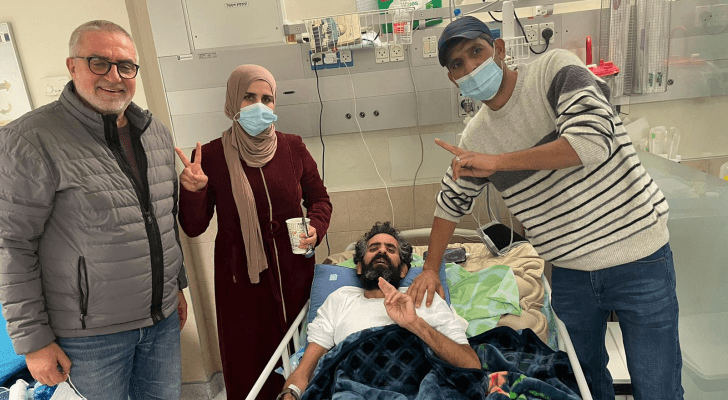 جواد بولس: المعتقل هشام أبو هواش يعلن تعليق إضرابه عن الطعام