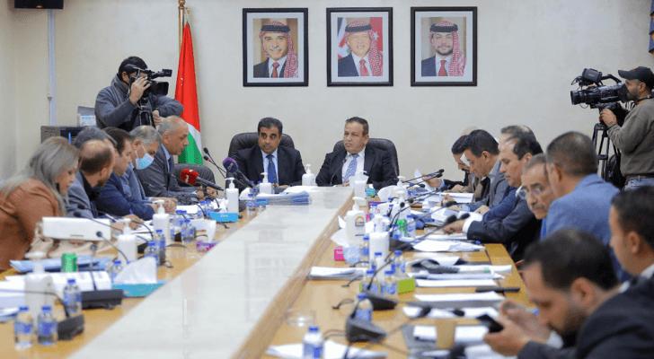 المالية النيابية تناقش موازنة وزارة البيئة