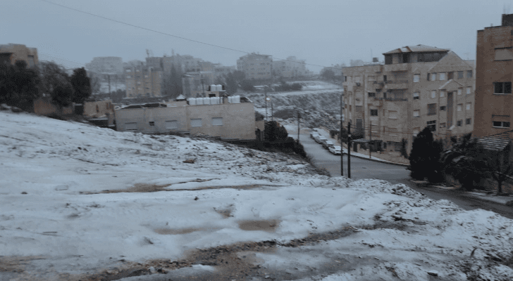 ثلوج في تلاع العلي مساء الاربعاء