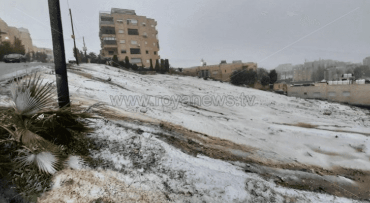 ثلوج في عمان