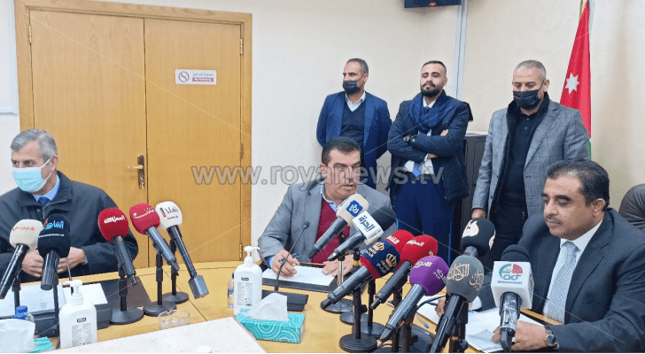 اجتماع نيابي لبحث أزمة انقطاع الكهرباء عن منازل الأردنيين خلال المنخفض الجوي