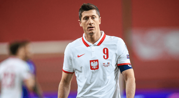 ليفاندوفسكي يؤيد قرار بولندا بعدم مواجهة روسيا