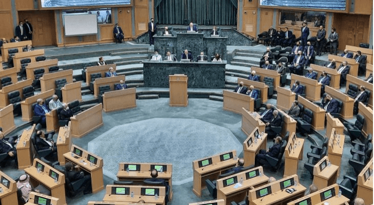 " النواب"  يواصلون مناقشة مشروع قانون الأحزاب السياسية