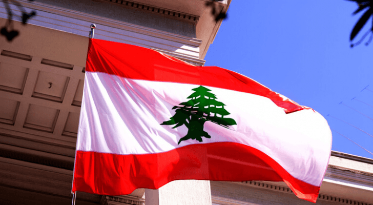 علم لبنان