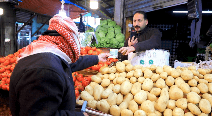 وزير الزراعة يدعو الأردنيين إلى عدم التهافت على الأسواق قبل رمضان