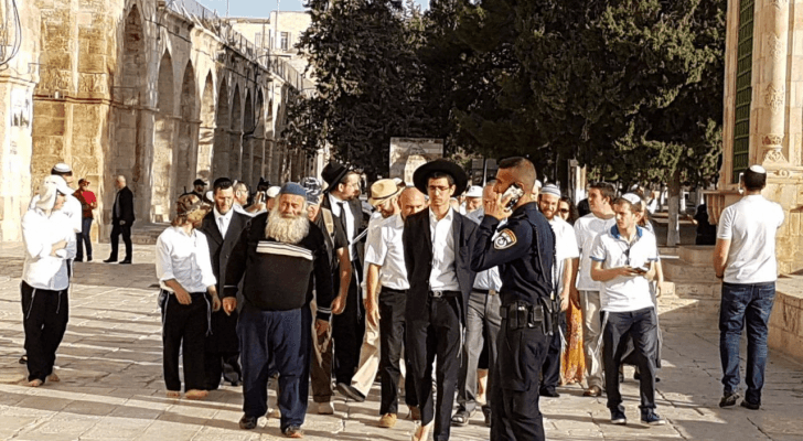جماعات الهيكل تدعو لاقتحام الأقصى بعيد الفصح العبري وتقديم القرابين فيه