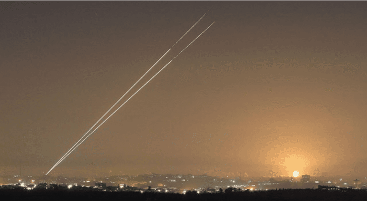 مراسل رؤيا: المقاومة تطلق صواريخ تحذيرية للاحتلال الإسرائيلي