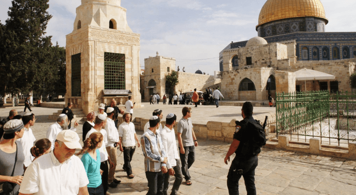 مستوطنون في المسجد الأقصى