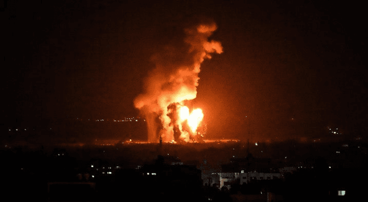 طائرات الاحتلال تستهدف قطاع غزة - ارشيفية