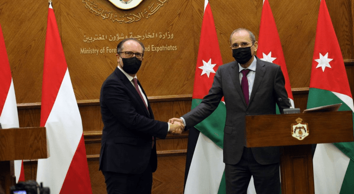 الصفدي ونظيريه النمساوي